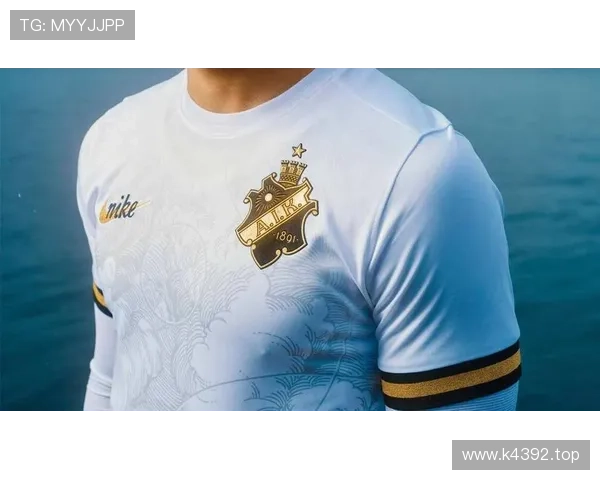 瑞典队主场球衣延续黄蓝配色 本赛季设计致敬经典 瑞典队主场球衣延续黄蓝配色 本赛季设计致敬经典