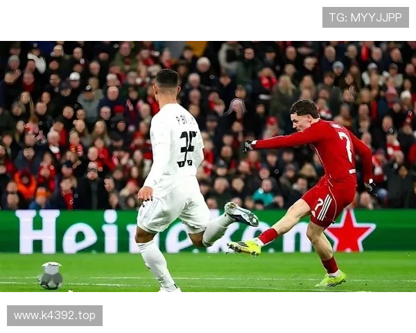 卡马文加：欧冠对阵利物浦、曼城的关键出场