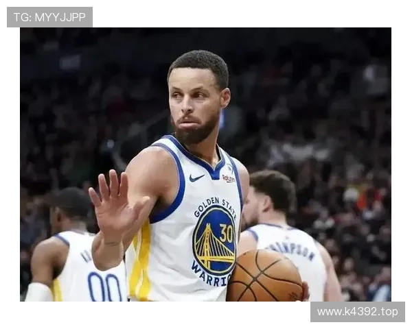 比尔单打与库里对比得分结构更低效